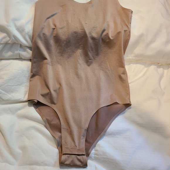 International Concepts Intimates Women's Beige Medium Bodysuit - Picture 4 of 7